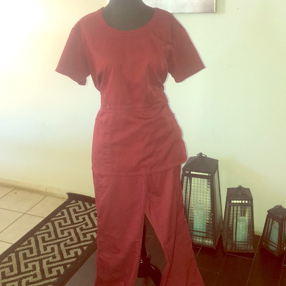 Scrubs set